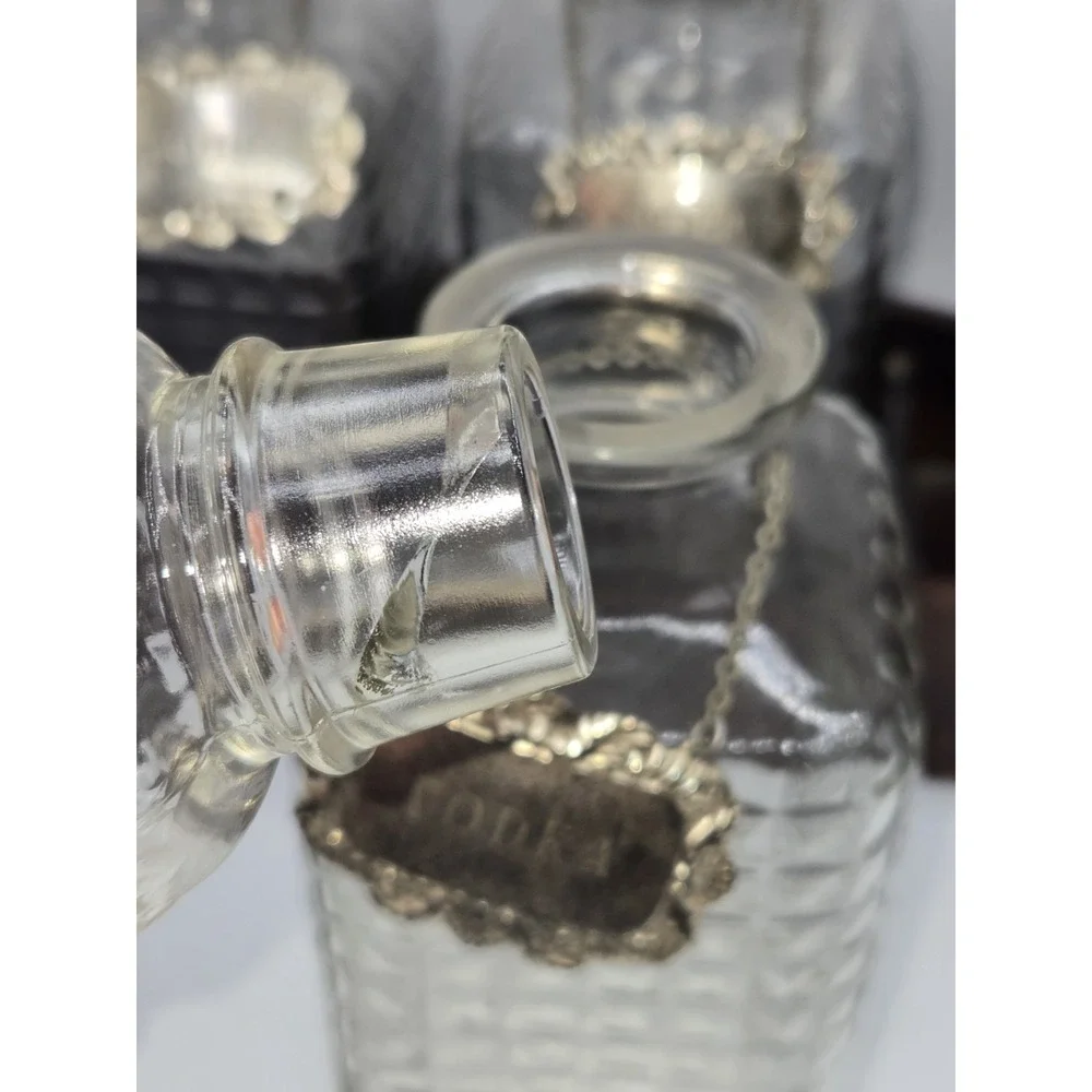 Mid Century Glass Liquor Decanter‎ Set Wood Caddy Scotch Bourbon Vodka 3 Bottle